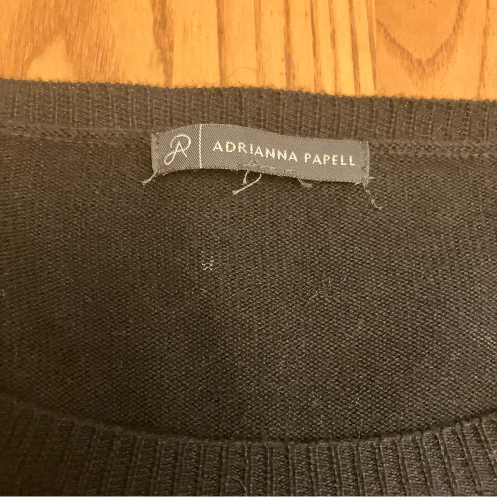 Adrianna Papell Black cotton Sweater with White Heart Design woman’s size large - Picture 7 of 7